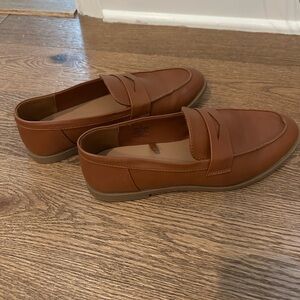 Classic Brown Loafers for Women